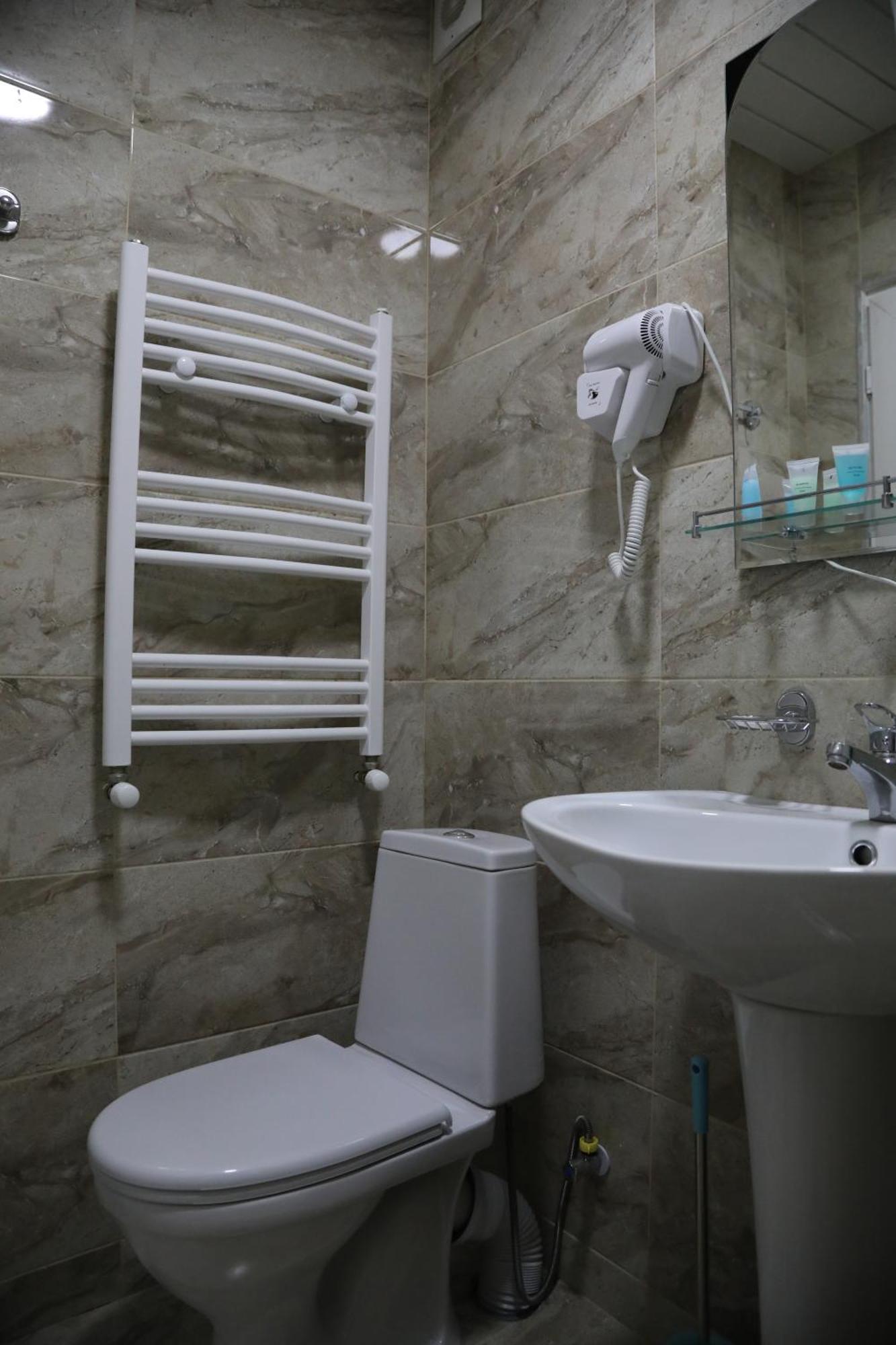 Hotel Ramaz Paliani Mestia Kültér fotó